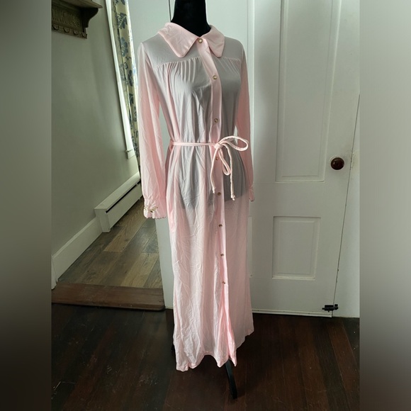 Katz Other - Vintage Pink S Delicate Embroidered sleeve Cottagecore feminine